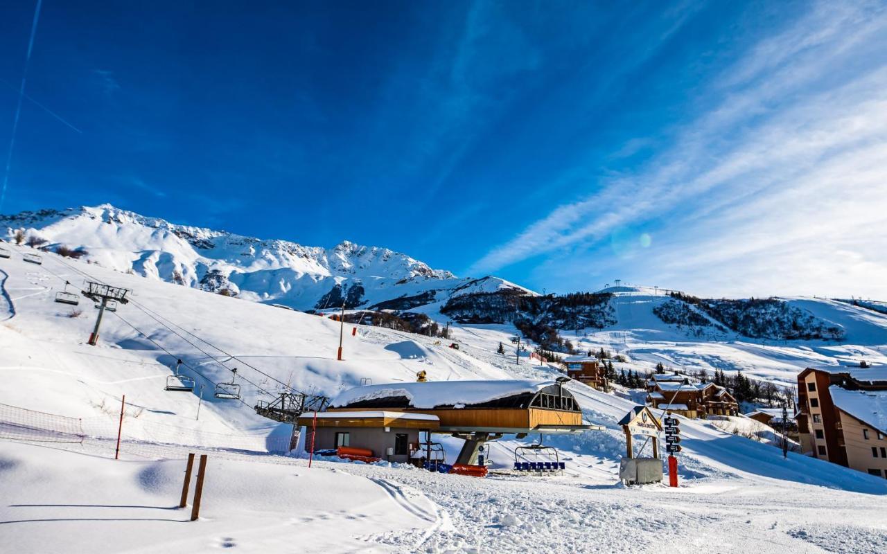 Parc Madeleine - Chalets Saint-François-Longchamp Buitenkant foto
