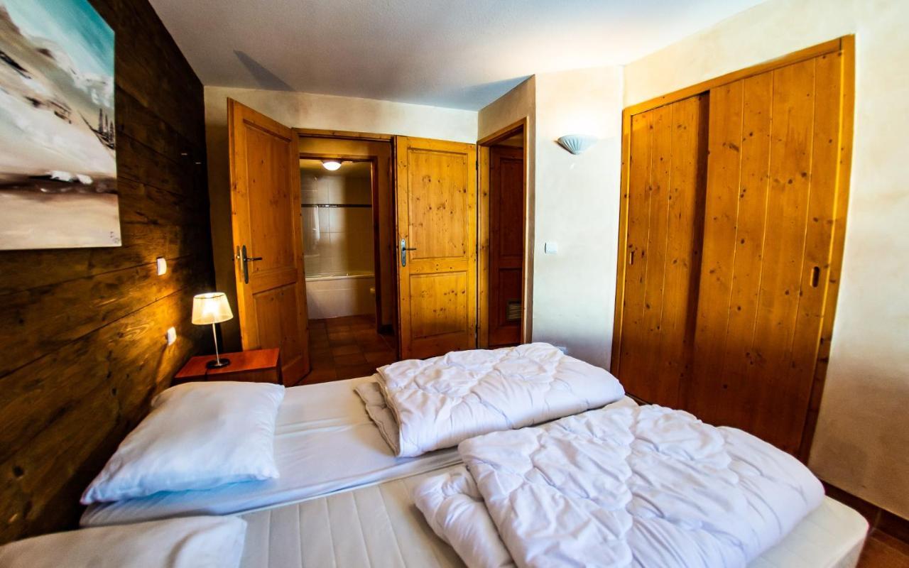 Parc Madeleine - Chalets Saint-François-Longchamp Buitenkant foto