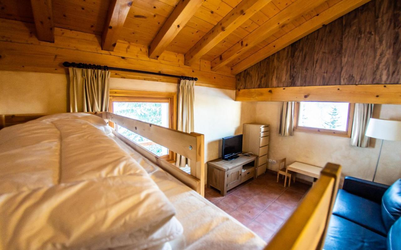 Parc Madeleine - Chalets Saint-François-Longchamp Buitenkant foto