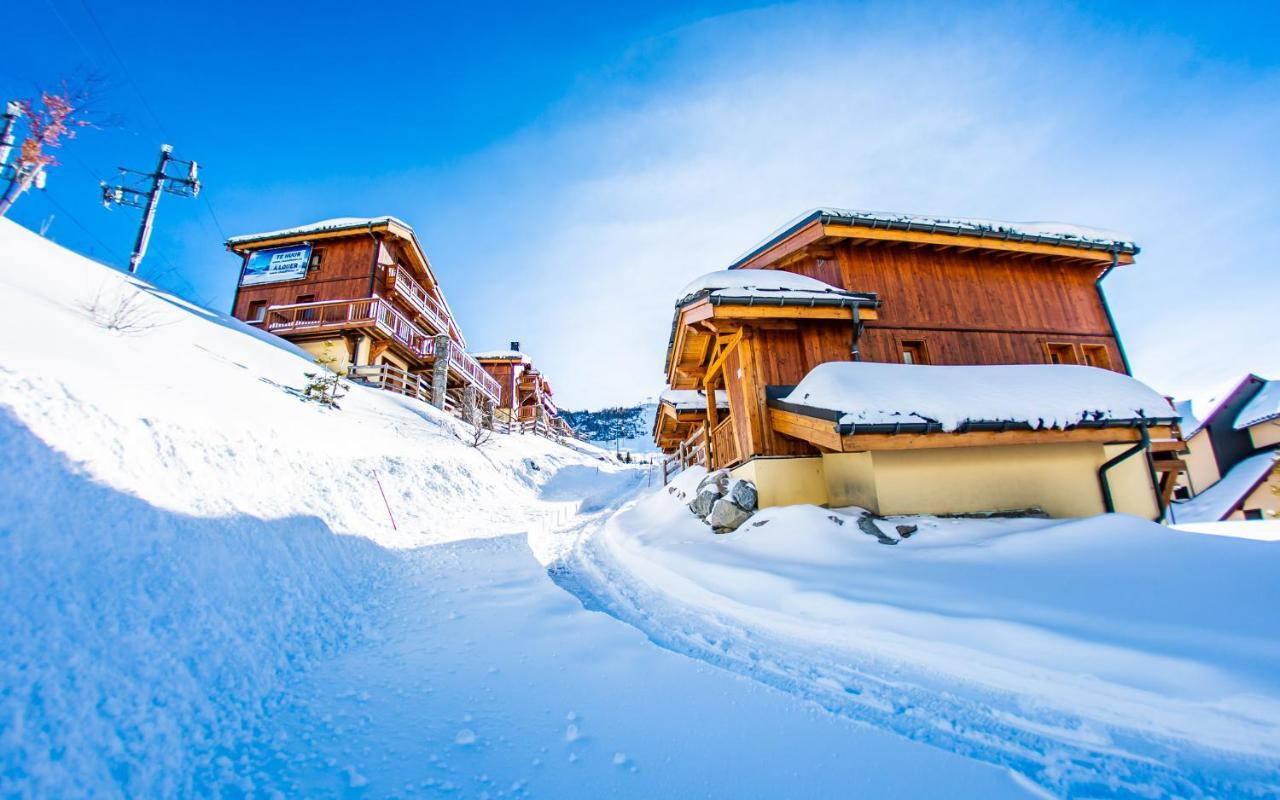 Parc Madeleine - Chalets Saint-François-Longchamp Buitenkant foto