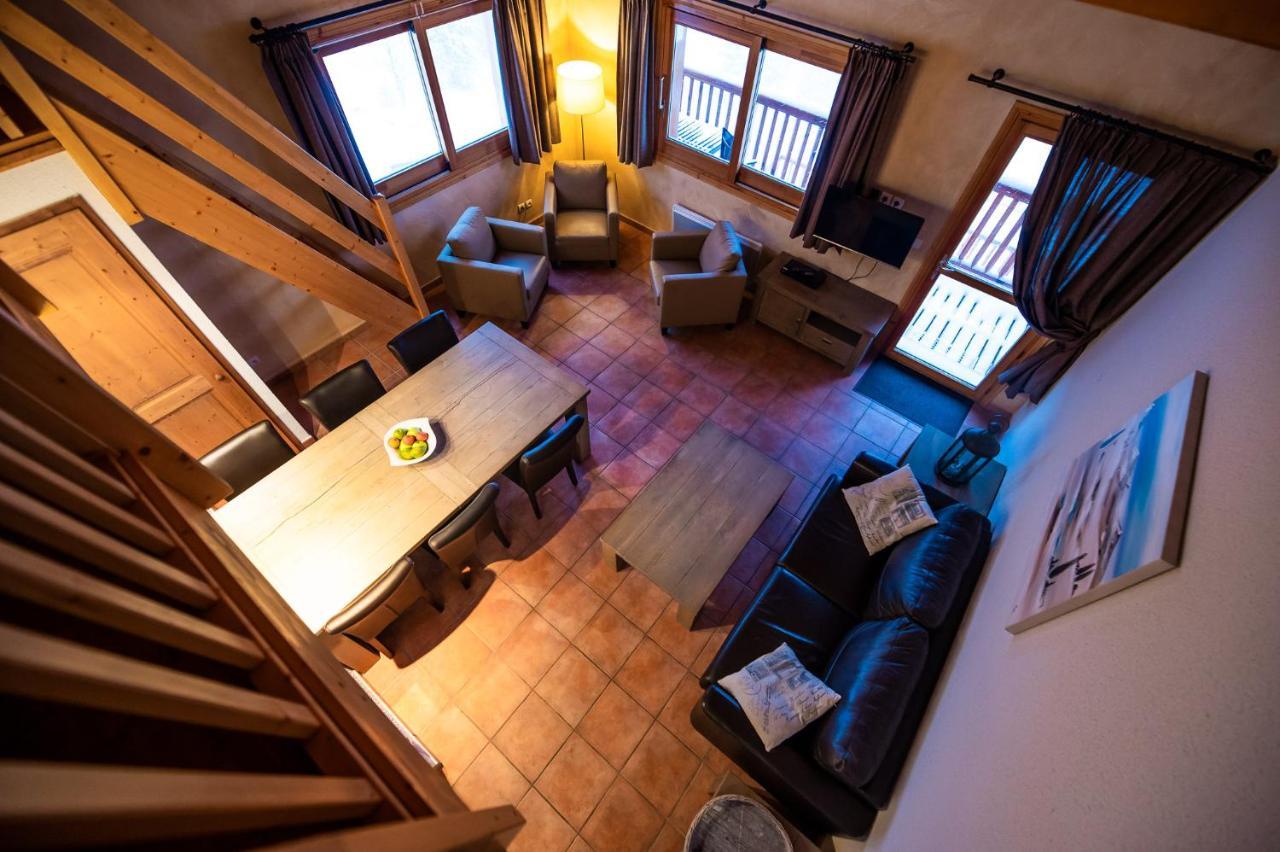 Parc Madeleine - Chalets Saint-François-Longchamp Buitenkant foto