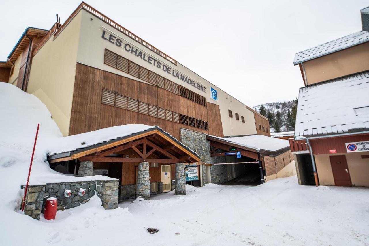 Parc Madeleine - Chalets Saint-François-Longchamp Buitenkant foto