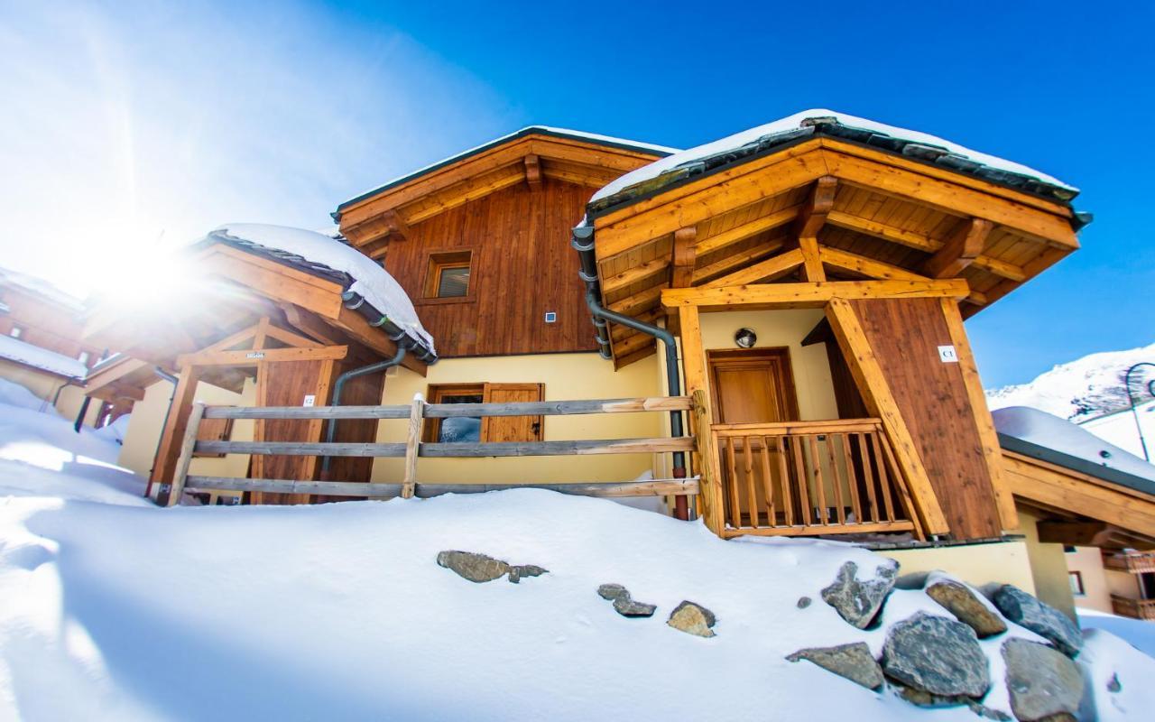 Parc Madeleine - Chalets Saint-François-Longchamp Buitenkant foto